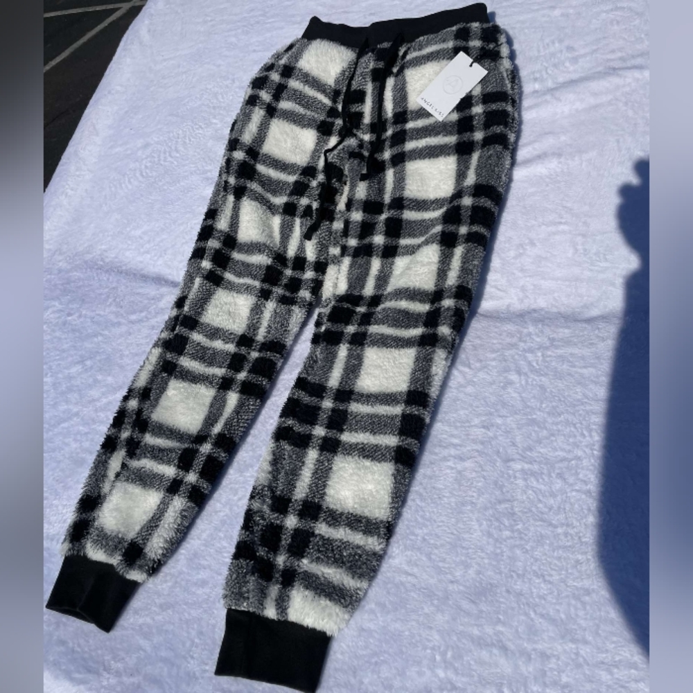 Black & White Angel kiss Pajamas